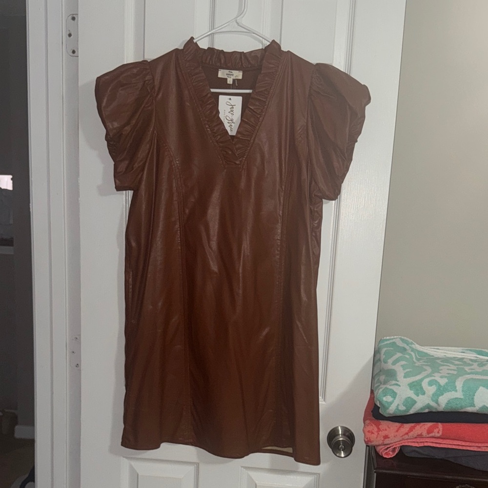 Entro Brown Puff Sleeve Mini Dress
